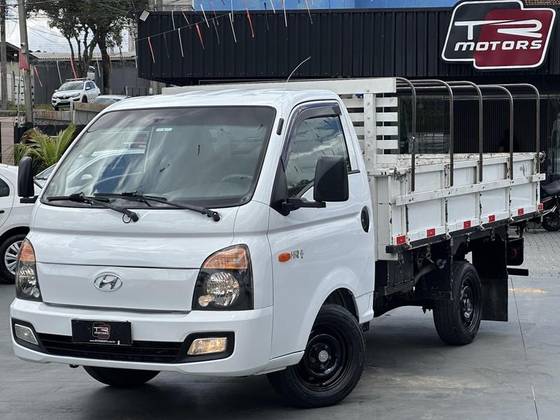 HYUNDAI HR 2.5 LONGO SEM CAÇAMBA 4X2 16V 130CV TURBO INTERCOOLER DIESEL 2P MANUAL